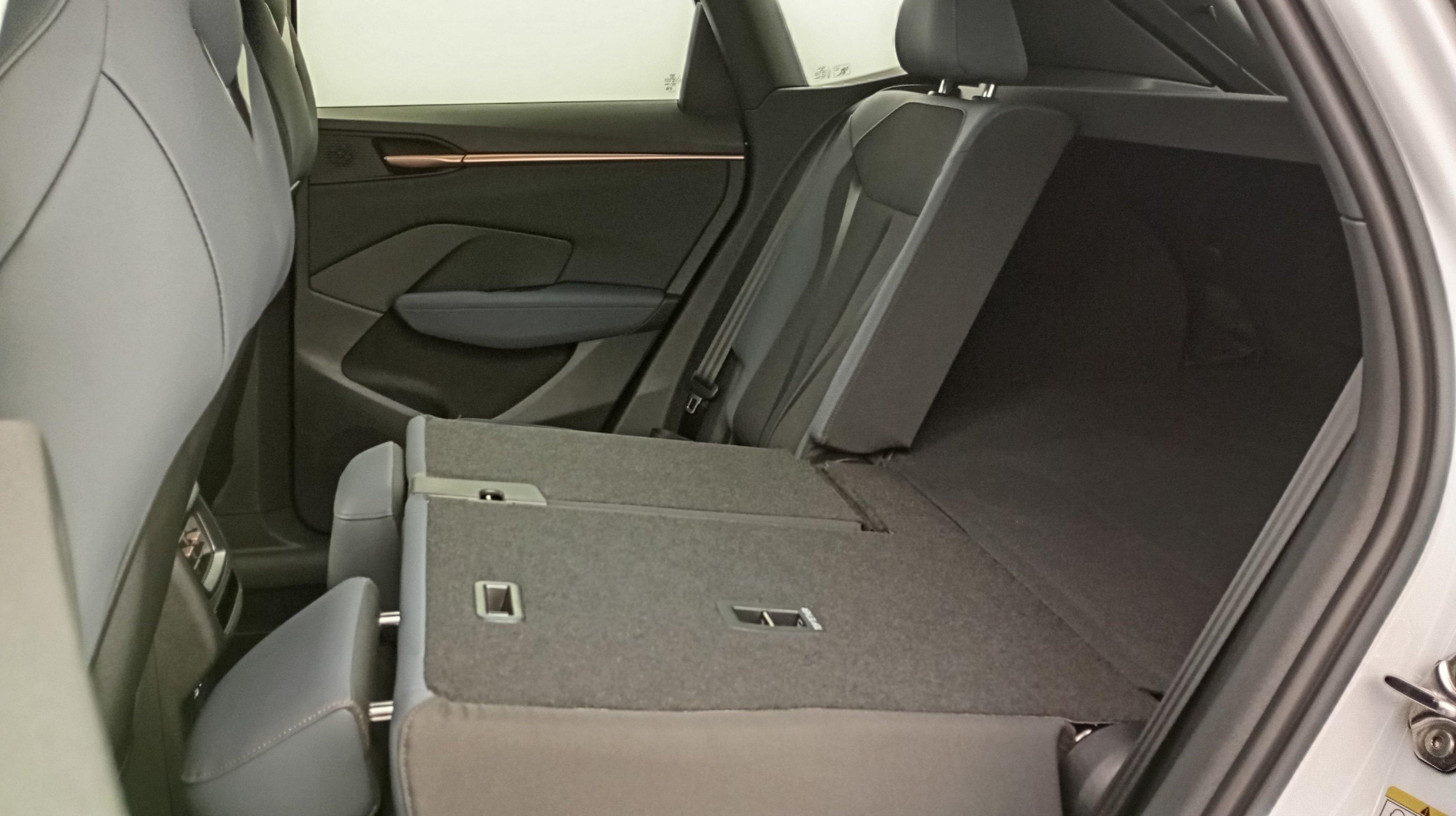 Cupra - Terramar 1.5 eTSI Hybrid 150 ch DSG7 V 9
