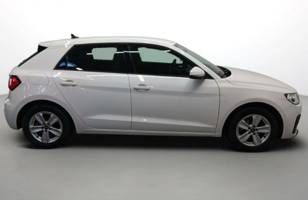 AUDI A1 SPORTBACK 30 TFSI 110 CH S TRONIC 7 DESIGN 8
