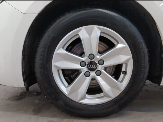 AUDI A1 SPORTBACK 30 TFSI 110 CH S TRONIC 7 DESIGN 10