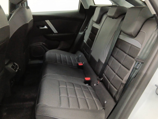 CITROEN C4 NOUVELLE HYBRIDE 136 E-DCS6 PLUS 8