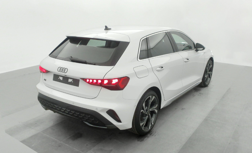 Audi - A3 SPORTBACK NOUVELLE 35 TDI 150 S TRONIC 7 S LINE 5