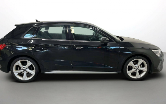 AUDI A3 SPORTBACK 35 TDI 150 S TRONIC 7 S LINE 13