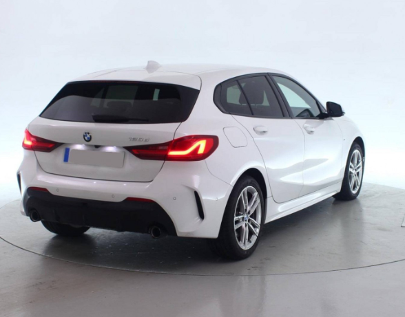BMW SERIE 1 F40 120D 190 CH BVA8 M SPORT 2