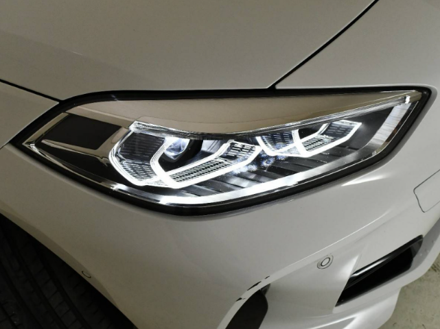 BMW SERIE 1 F40 120D 190 CH BVA8 M SPORT 9