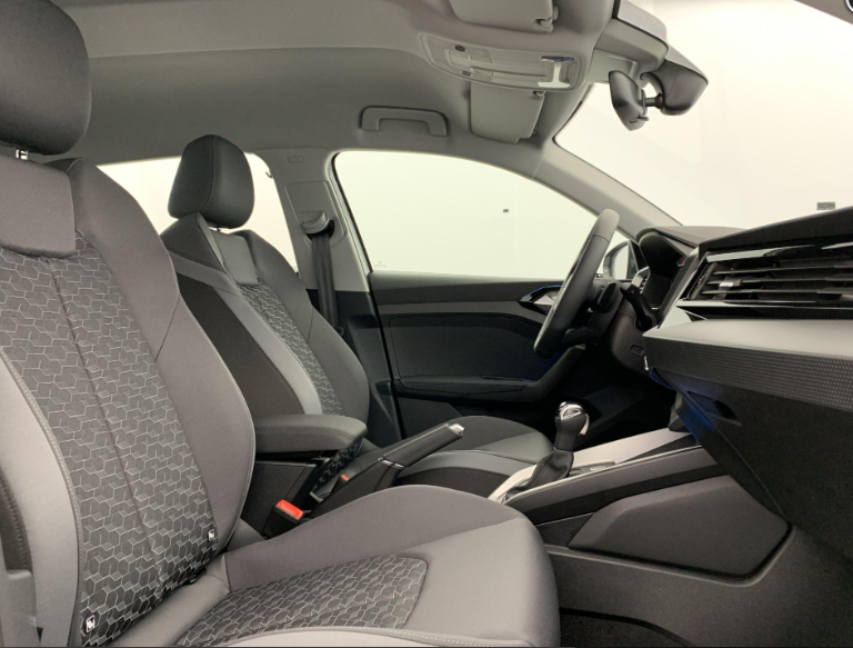 Audi - A1 Sportback 30 TFSI 116 CH S TRONIC 7 ADVANCED 6