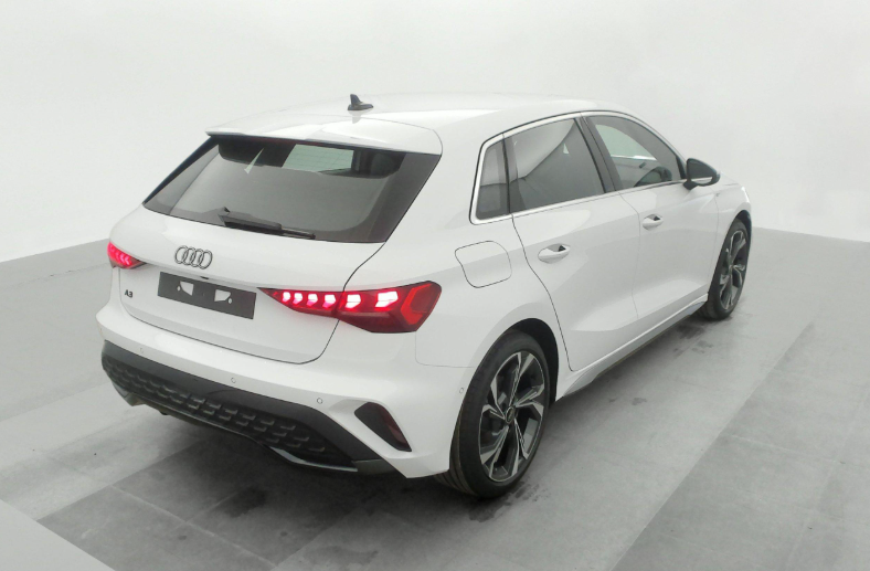 Audi - A3 SPORTBACK NOUVELLE 35 TDI 150 S TRONIC 7 S LINE 5