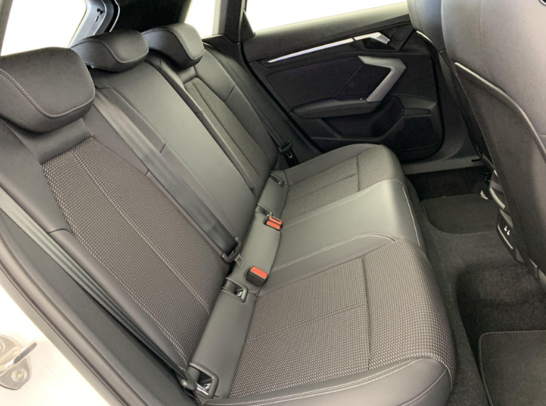 Audi - A3 SPORTBACK NOUVELLE 35 TDI 150 S TRONIC 7 S LINE 7
