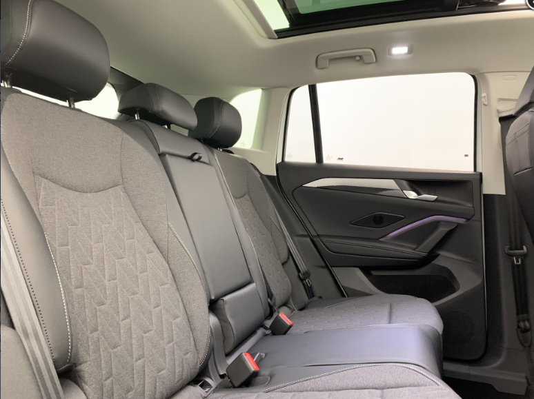 Volkswagen - TIGUAN NOUVEAU 1.5 eTSI 150CV DSG7 LIFE PLUS 7