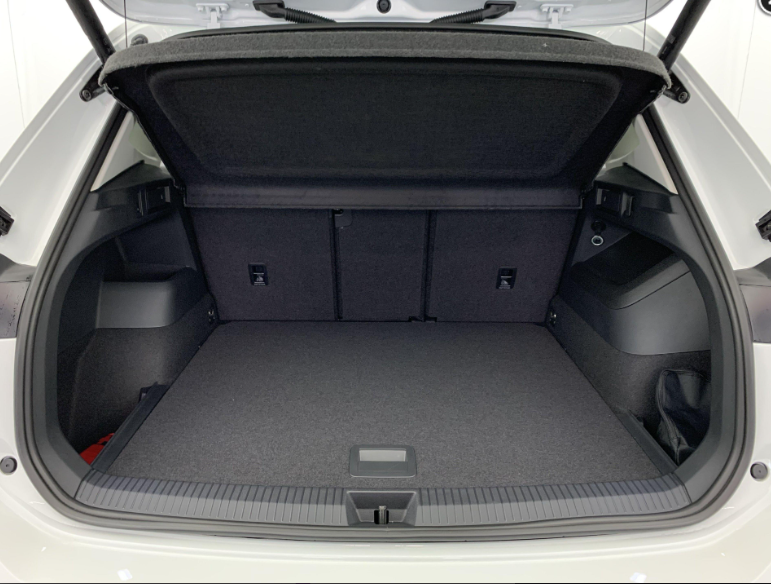 Volkswagen - TIGUAN NOUVEAU 1.5 eTSI 150CV DSG7 LIFE PLUS 8
