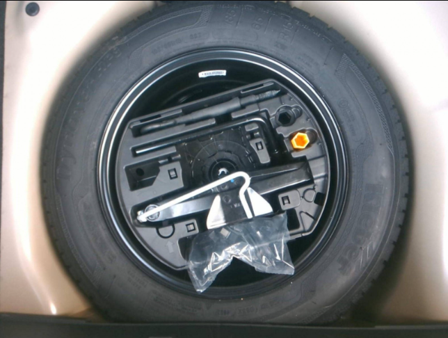 CITROEN C3 PURETECH 110 EAT6 ELLE 7