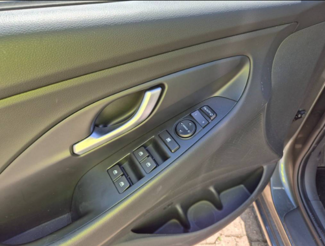 HYUNDAI i30 1.0 T-GDI 120 DCT-7 HYBRID 48V CREATIVE 9