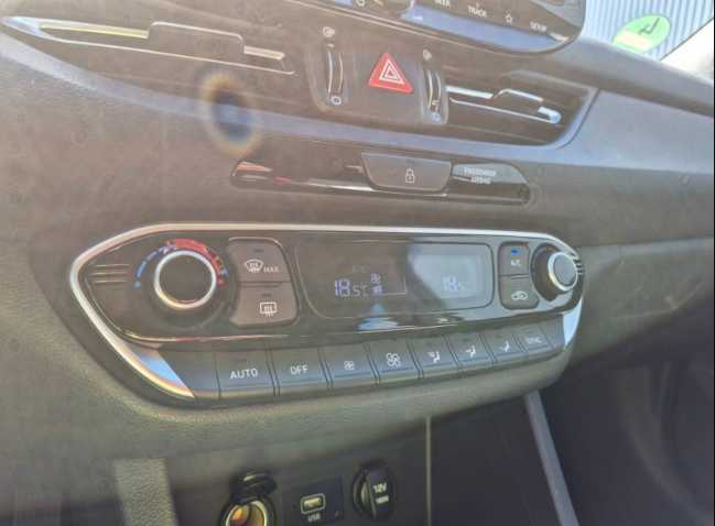 HYUNDAI i30 1.0 T-GDI 120 DCT-7 HYBRID 48V CREATIVE 13